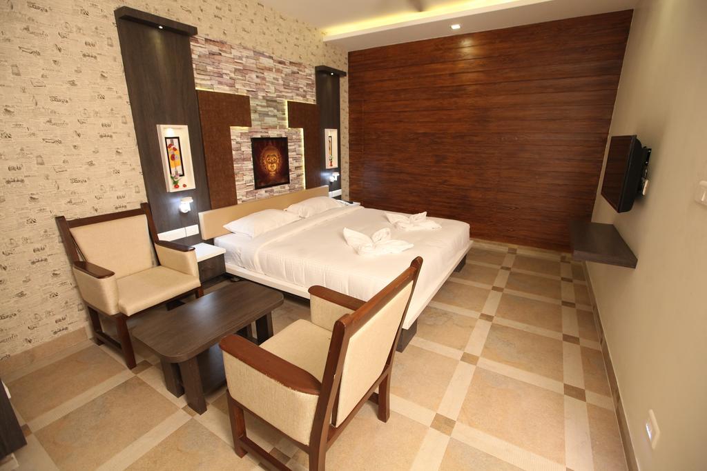 Mmr Gardens Hotel Madurai Phòng bức ảnh