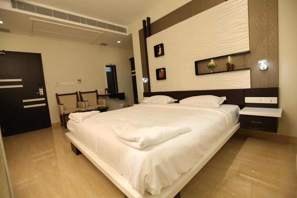 Mmr Gardens Hotel Madurai Ngoại thất bức ảnh